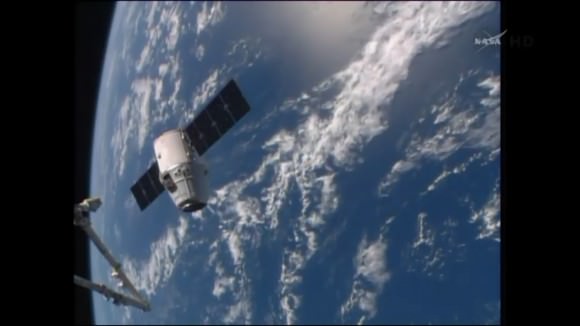 SpaceX Dragon resupply spacecraft arrives for berthing at the International Space Station on Easter Sunday morning April 20, 2014. Credit: NASA TV