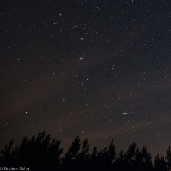 A Camelopardolids Meteor on May 24, 2014. Credit and copyright: Stephen Rahn. 