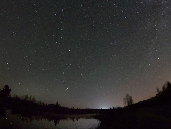 Pretty scene with the Big Dipper (upper left), a lake and a 'Cam' taken from Sudbury, Canada. Credit: Bill Longo