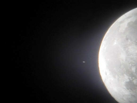 Widefield view of the occultation of Saturn on May 14, 2014. Credit and copyright: Ian Musgrave. 