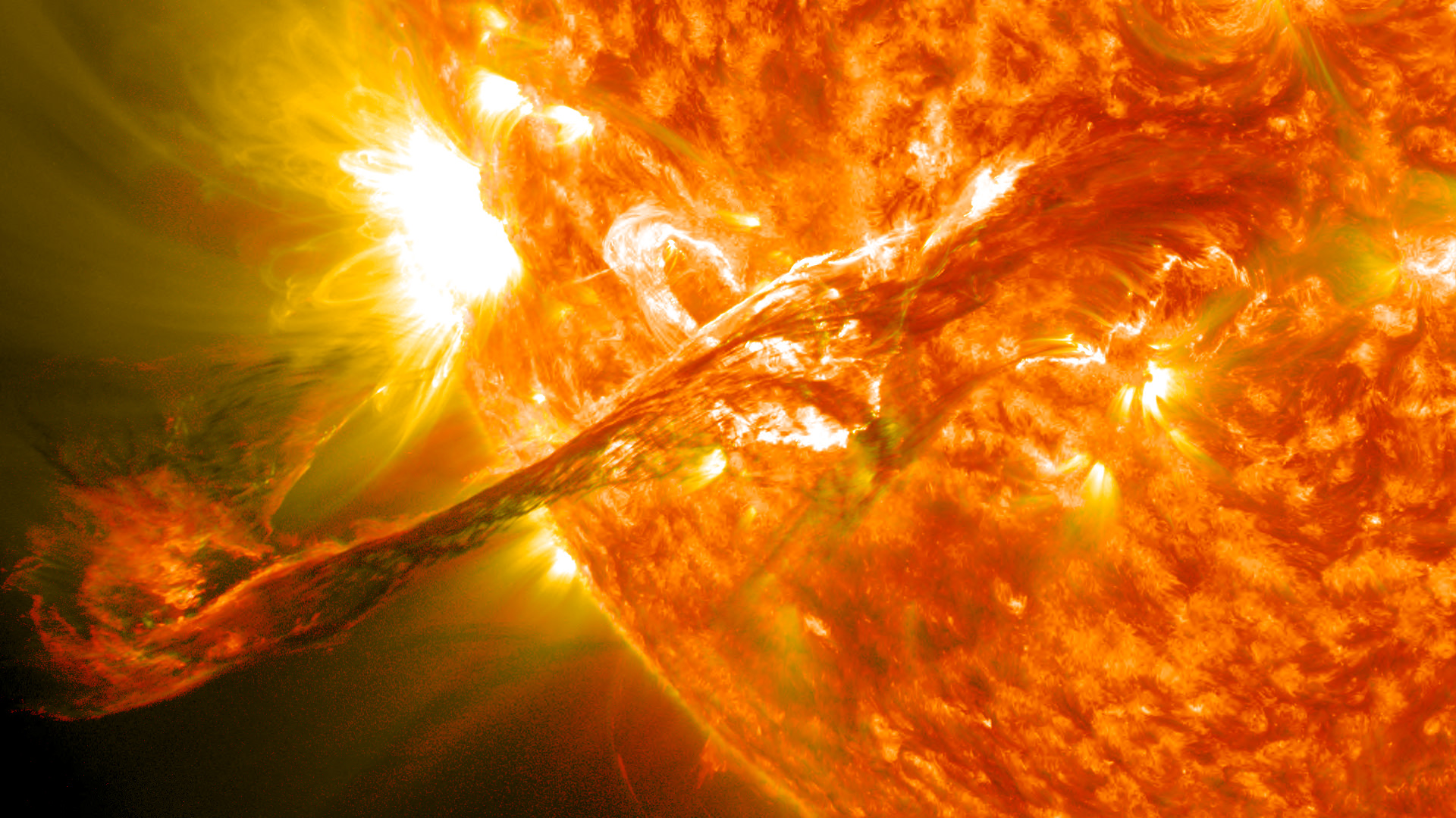 How Sun Produces Light And Heat