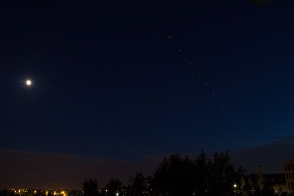 Composite image of the June 8, 2014 ISS pass, featuring Spica, the Moon and Mars. Credit and copyright: Dave Walker. 