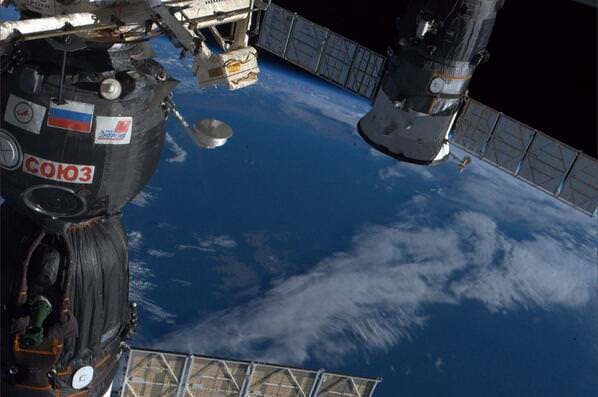 A "beautiful pass over the Falkland Islands" (aka Malvinas) on May 30 with docked Soyuz in the foreground