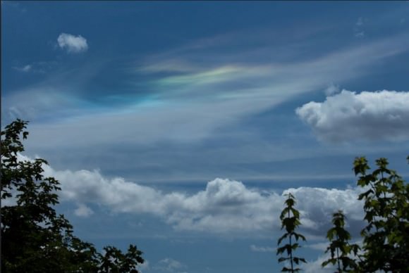 Circumhorizontal Arc over the UK on June 25, 2014. Credit and copyright: Sculptor Lil on Flickr. 