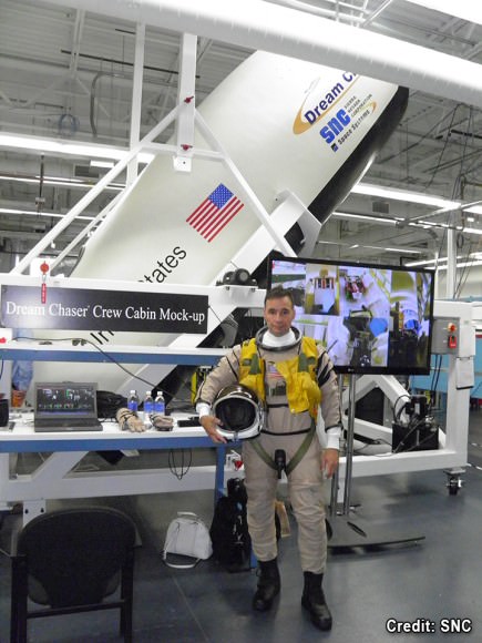 SNC former astronaut Lee Archambault prepares for Dream Chaser® Crew Systems Test.  Credit: SNC