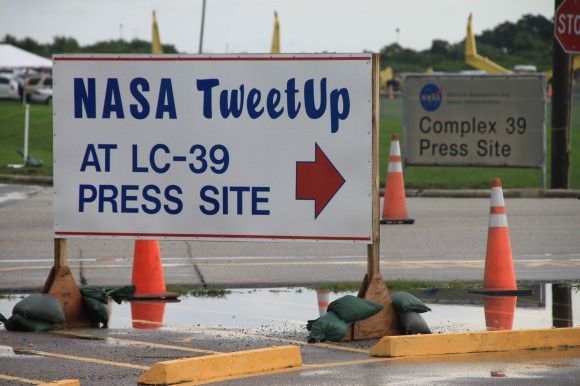A sign points to the NASA Tweetup location for STS-135, the final shuttle launch, in July 2011. Credit: Remco Timmermans