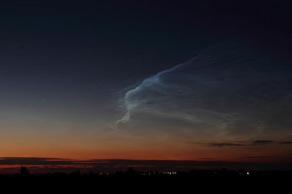 Noctilucent clouds near Oss, Holland on July 3, 2014. Taken with Canon EOS 60 D, 17 - 40 Canon lens, exposure time 2 to 4 seconds, ISO 200. Credit: Edwin van Schijndel