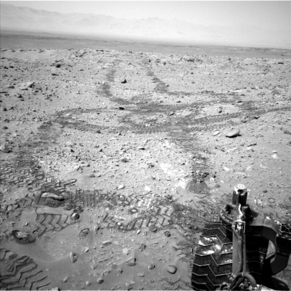 Tracks of the Curiosity rover crisscross Mars in this picture taken on Sol 719 (Aug. 14, 2014). Credit: NASA/JPL-Caltech