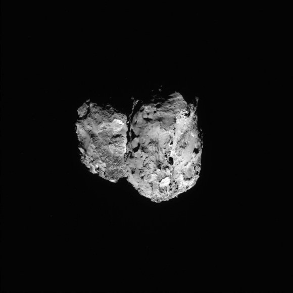 The Rosetta spacecraft captured the "rubbe duckie" shape of Comet 67P/Churyumov-Gerasimenko on Aug. 6, 2014. Credit: ESA/Rosetta/NAVCAM