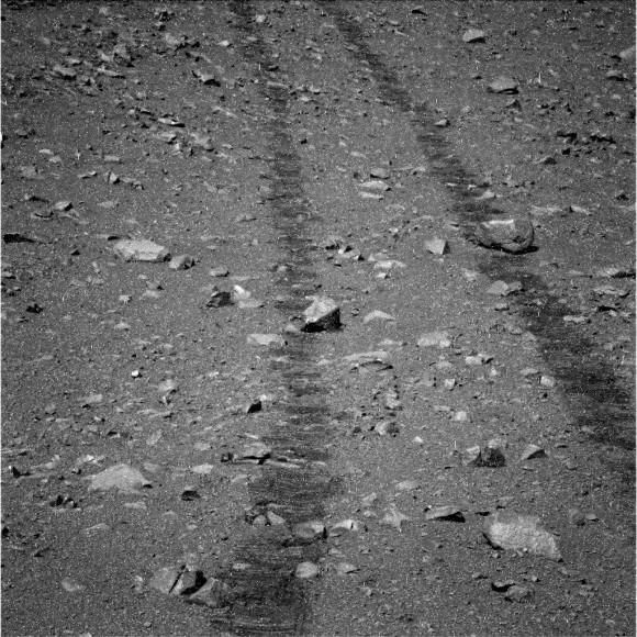Tracks from the Opportunity rover crisscross Martian soil on Sept. 17, 2014 (Sol 3786). Credit: NASA/JPL-Caltech/Cornell Univ./Arizona State Univ.