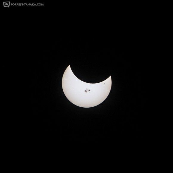 Partial Solar Eclipse of October 23, 2014 at 280mm. Credit and copyright: Forrest Tanaka. 