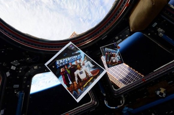 42 è la risposta! // 42 is the answer! #Expedition42 Guide to the galaxy. Credit: @NASA_Astronauts #AstroButch