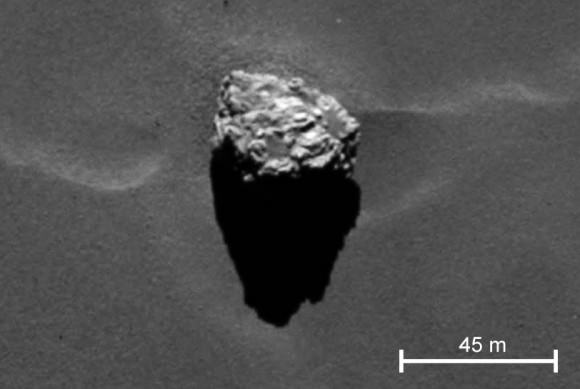 OSIRIS image of Cheops acquired on Sept. 19, 2014 (ESA/Rosetta/MPS for OSIRIS Team MPS/UPD/LAM/IAA/SSO/INTA/UPM/DASP/IDA)