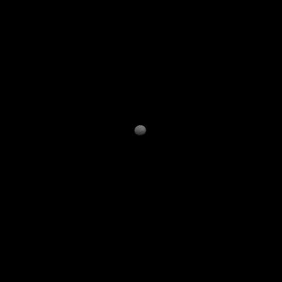Full-frame image from Dawn of Ceres on approach, acquired Jan. 25, 2015. (NASA/JPL-Caltech/UCLA/MPS/DLR/IDA)