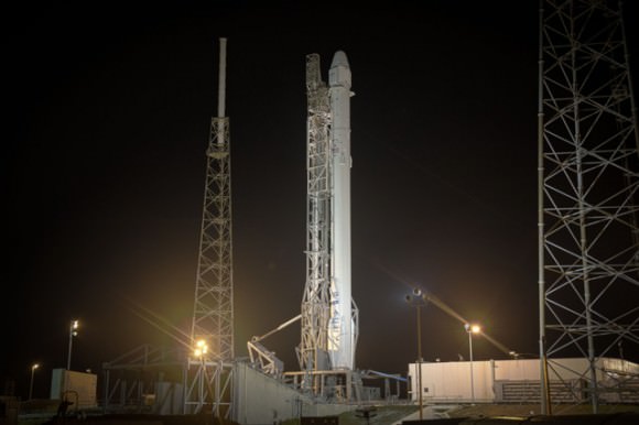 Falcon 9 and Dragon have gone vertical in advance of the 6:20am ET launch on Jan. 6, 2015. Credit: SpaceX.
