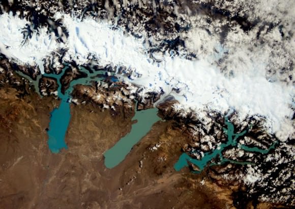 Always happy to see this lovely sight that has become familiar in #Patagonia.  Credit: NASA/ESA/Samantha Cristoforetti
