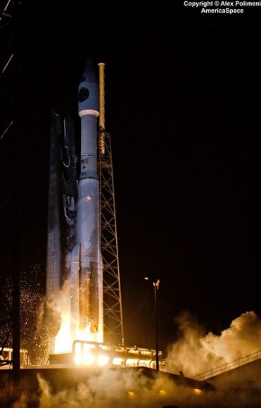 The Atlas V with MMS launches on March 12, 2015, as seen by this camera placed in the front of the launchpad. Copyright © Alex Polimeni