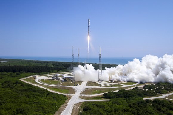 A United Launch Alliance (ULA) Atlas V rocket successfully launched the AFSPC-5 satellite for the U.S. Air Force at 11:05 a.m. EDT today, Wednesday, May 20, 2015 from Space Launch Complex-41. Credit: ULA