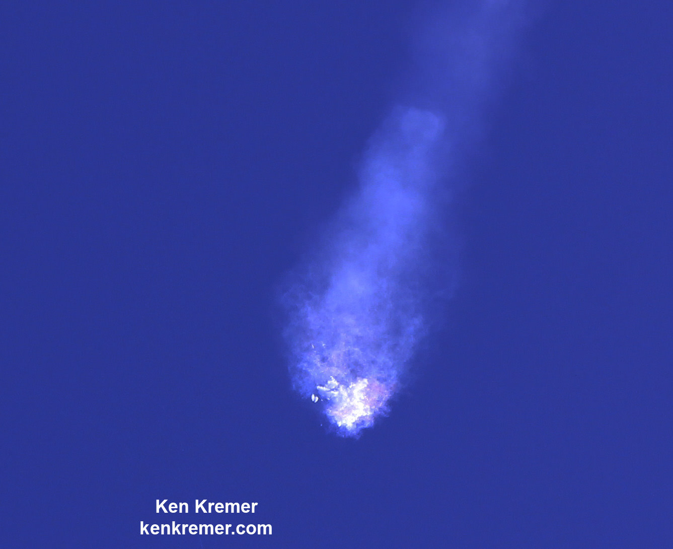 SpaceX Falcon 9 rocket and Dragon resupply spaceship explode about 2 minutes after liftoff from Cape Canaveral Air Force Station in Florida on June 28, 2015. Credit: Ken Kremer/kenkremer.com