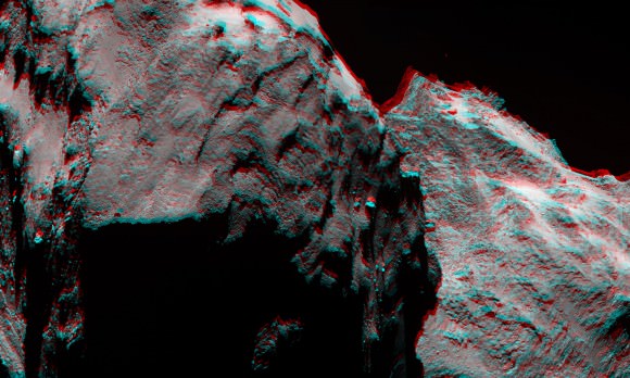 OSIRIS narrow-angle camera mosaic of two images showing an oblique view of the Atum region and its contact with Apis, the flat region in the foreground. This region is rough and pitted, with very few boulders. Credits: ESA/Rosetta/MPS for OSIRIS Team MPS/UPD/LAM/IAA/SSO/INTA/UPM/DASP/IDA