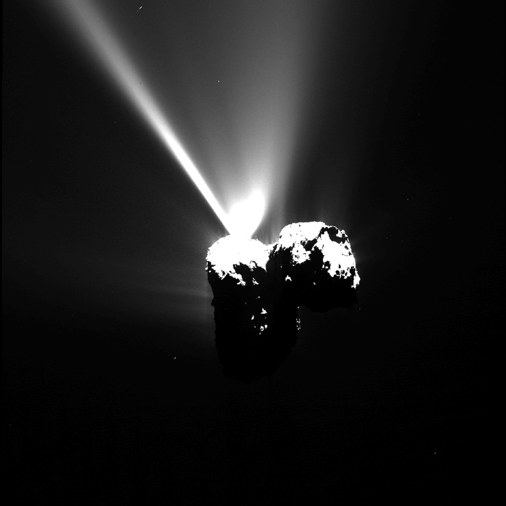 OSIRIS NAC image of Comet 67P/C-G taken on 12 August 2015 at 17:35 GMT. Credits: ESA/Rosetta/MPS for OSIRIS Team MPS/UPD/LAM/IAA/SSO/INTA/UPM/DASP/IDA