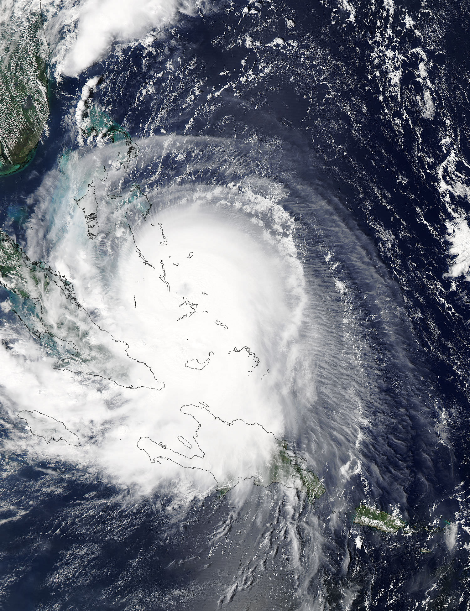 NASA's Aqua satellite captured this visible image of Hurricane Joaquin over Bahamas on Oct. 1 at 17:55 UTC (1:55 p.m. EDT).  Credits: NASA Goddard MODIS Rapid Response Team