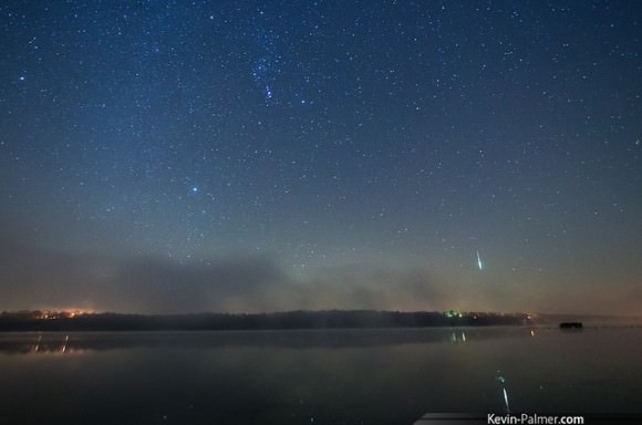 A bright Taurid meteor is reflected in a lake in Illinois. Credit and copyright: Kevin Palmer. 