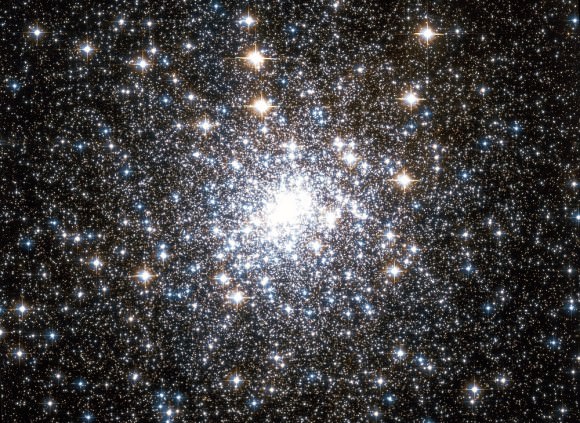 Messier 30, imaged by the Hubble Telescope. Credit: NASA/Wikisky