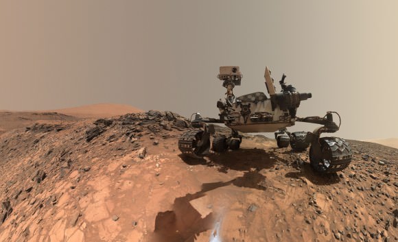 MSL Curiosity is busy investigating the surface of Mars, to see if that planet could have harbored life. Image: NASA/JPL/Cal-Tech