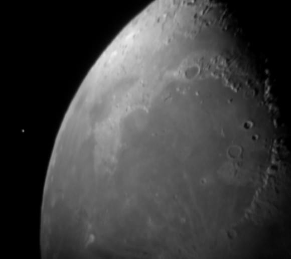 Aldebaran approaching the lunar limb on September 5th, 2015. Image credit and copyright: Andrew Symes 