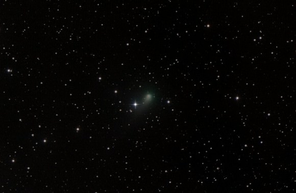 Comet C/2014 S2 PanSTARRS from October 14th. Image credit and copyright: Roger Hutchinson