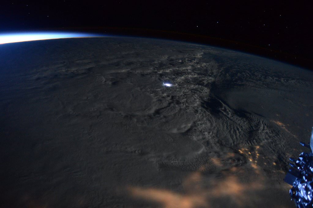 Rare #thundersnow visible from @Space_Station in #blizzard2016!  Jan. 23, 2016. Credit: NASA/Scott Kelly/@StationCDRKelly