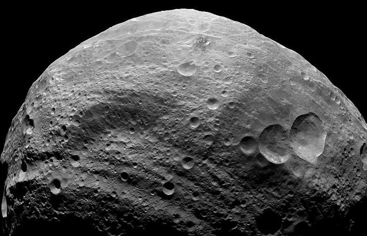 Asteroids represent a real danger to Earth. But is targeting them with missiles, maybe nuclear, a good idea? Image: NASA/JPL/CalTech