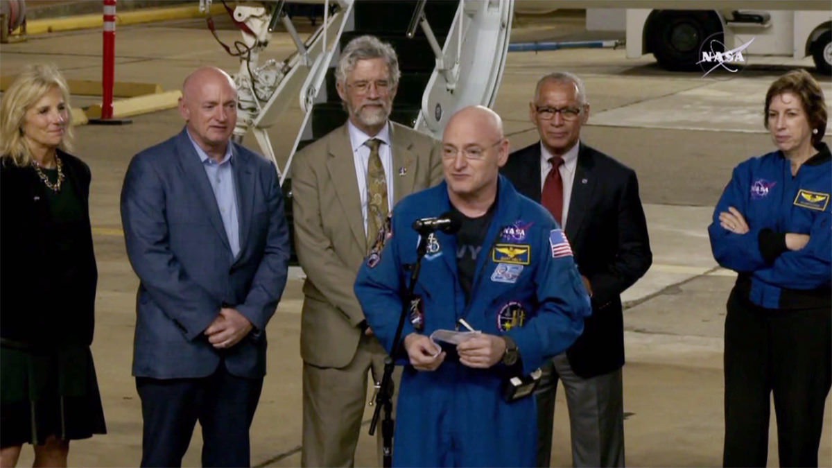 NASA astronaut Scott Kelly landed at Houston’s Ellington Field around 2:30 PM, Mar. 3, 2016, marking his return to the U.S. following an agency record-setting year in space aboard the International Space Station.  Kelly was greeted in Houston by Second Lady of the United States Dr. Jill Biden, Assistant to the President for Science and Technology Dr. John P. Holdren, NASA Administrator Charles Bolden, and Kelly’s identical twin brother and former NASA astronaut Mark Kelly. Credit: NASA