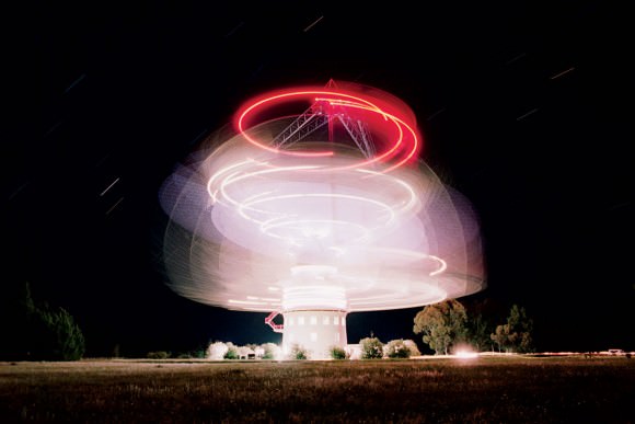 The Parkes Telescope in New South Wales, Australia. Credit: Roger Ressmeyer/Corbis