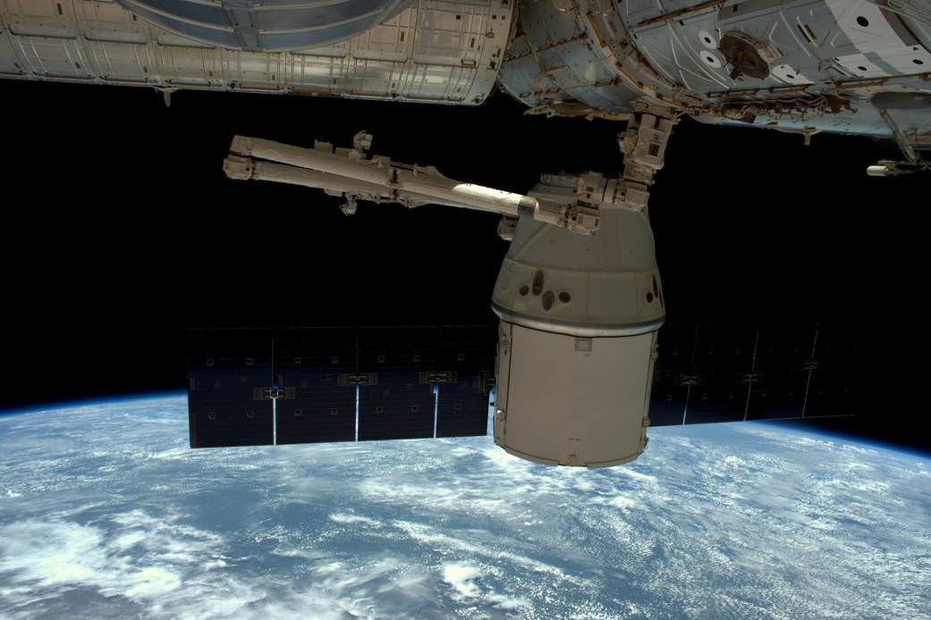 European Space Agency astronaut Tim Peake captured this photograph of the SpaceX Dragon cargo spacecraft as it undocked from the International Space Station on May 11, 2016. The spacecraft was released from the station’s robotic arm at 9:19 a.m. EDT. Following a series of departure burns and maneuvers Dragon returned to Earth for a splashdown in the Pacific Ocean at 2:51 p.m., about 261 miles southwest of Long Beach, California.  Credit: NASA