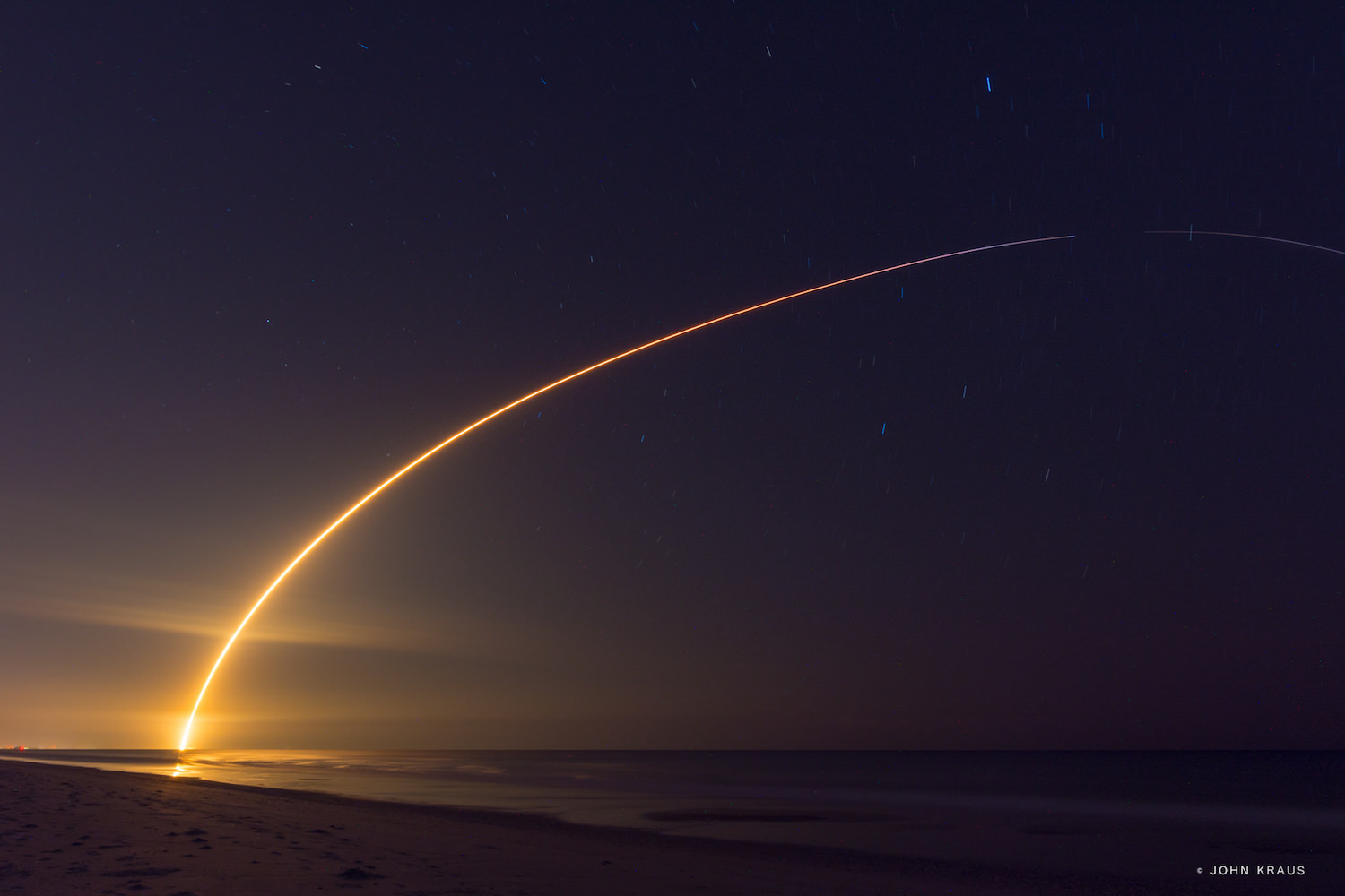 Streak shot of SpaceX Falcon 9 launching JCSAT-14 from 1st fully successful droneship landing on May 6, 2016 from Space Launch Complex 40 at Cape Canaveral Air Force Station, Fl.  Credit: John Kraus