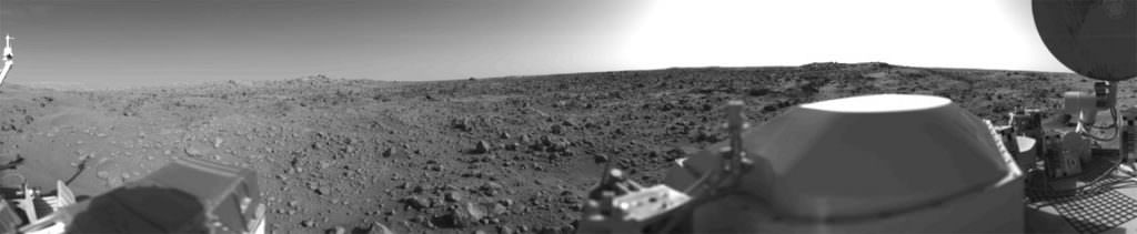 The first Mars panorama taken in Chryse Plantia by Viking 1. Credit: NASA