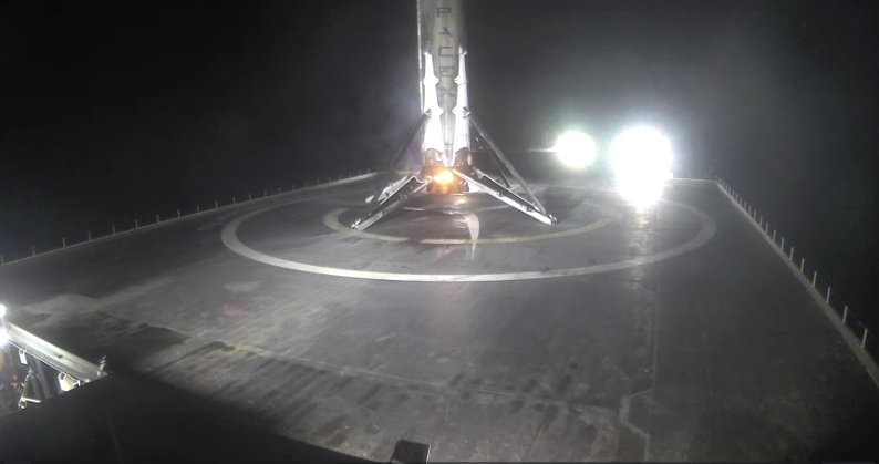 First stage landing confirmed on the droneship. Second stage & JCSAT-16 continuing to orbit on 15 Aug 2016.  Credit: SpaceX