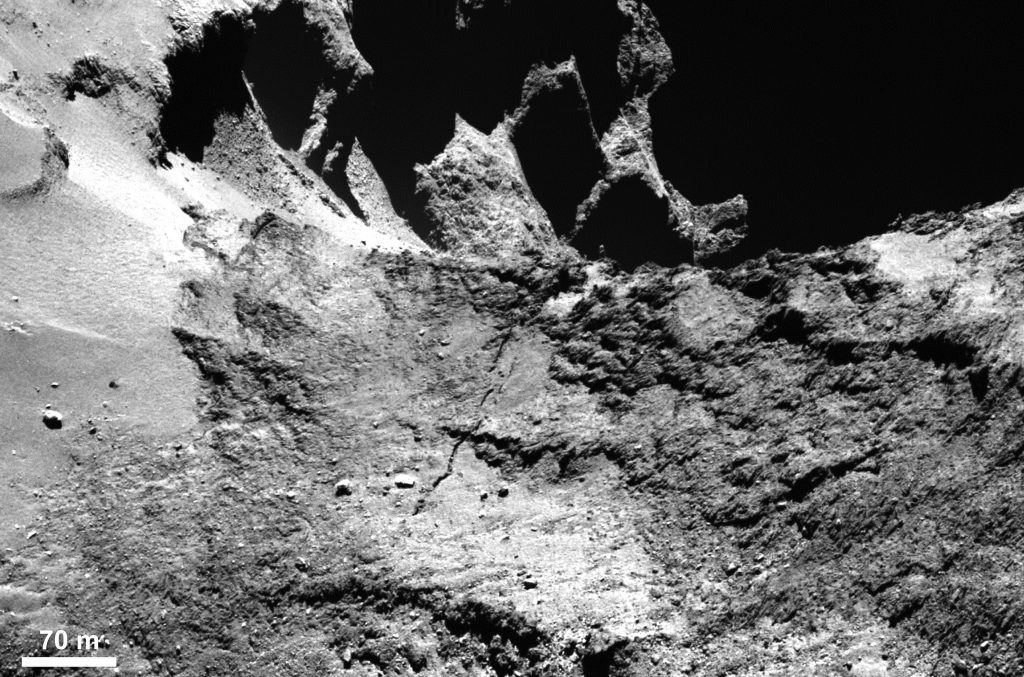 Crack on 67P - a sign of a coming breakup? 