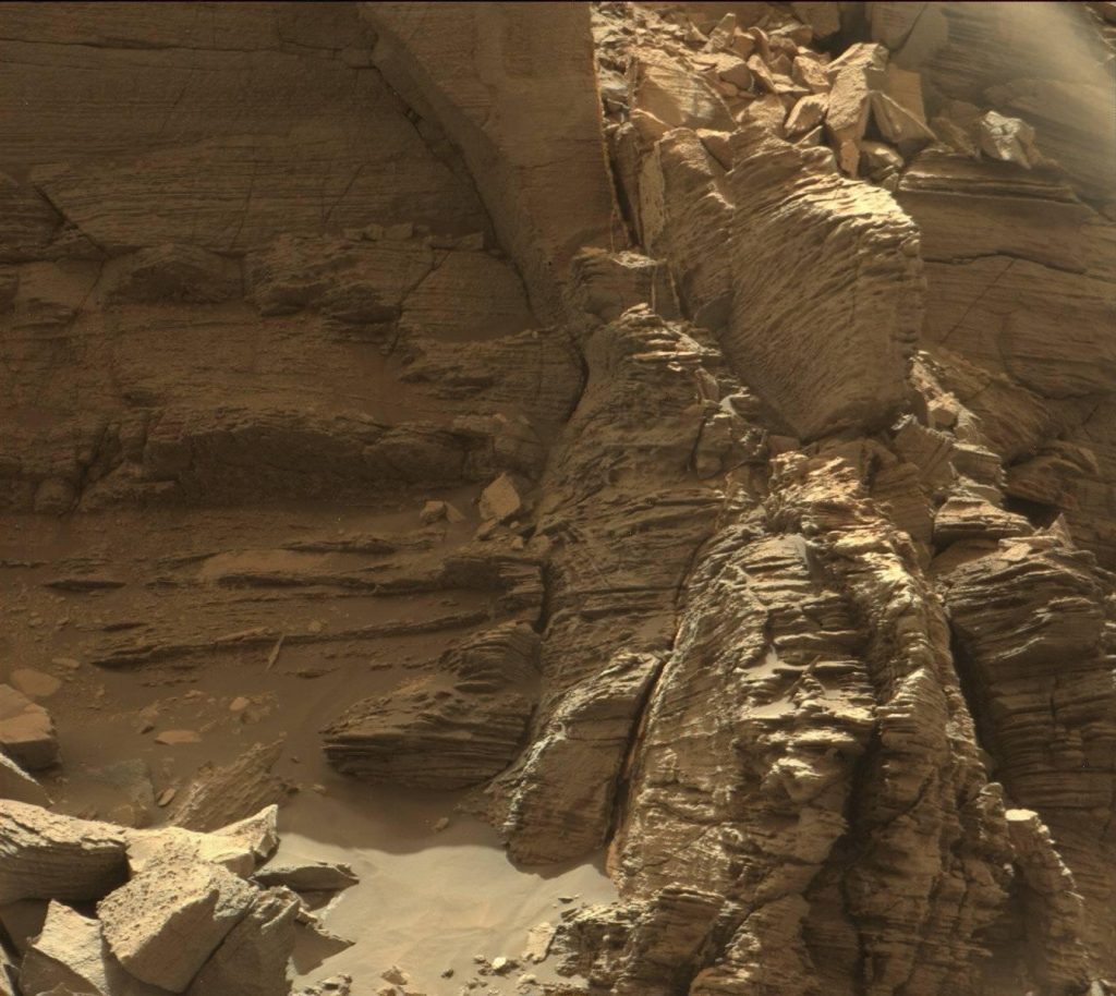 Stunning New Images Of Mars From The Curiosity Rover Universe Today