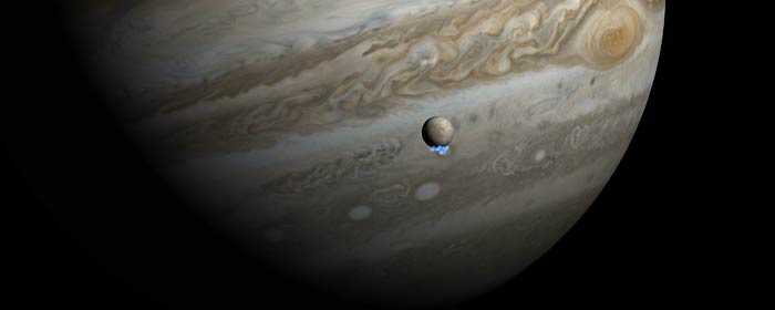 This artist's illustration shows what plumes of water vapour might look like being ejected from Europa's south pole. Image: NASA, ESA, L. Roth (Southwest Research Institute, USA/University of Cologne, Germany) and M. Kornmesser.