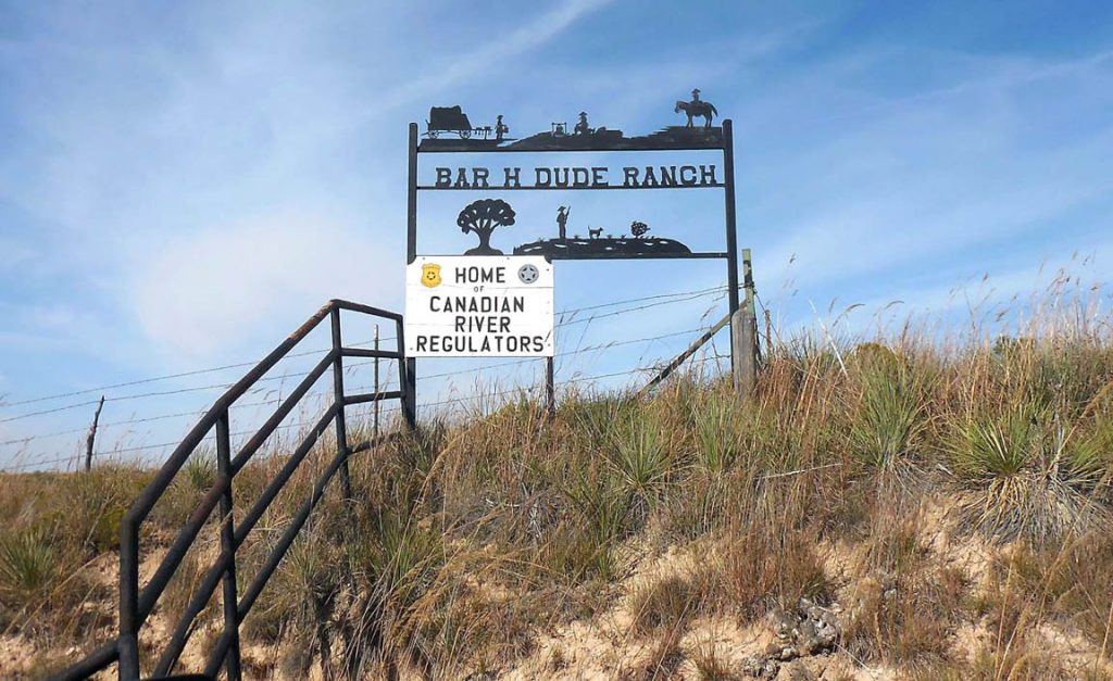 The dude ranch run by Deedee and Frank Hommel, finders of the Clarendon (c) meteorite. Credit: Ruben Garcia