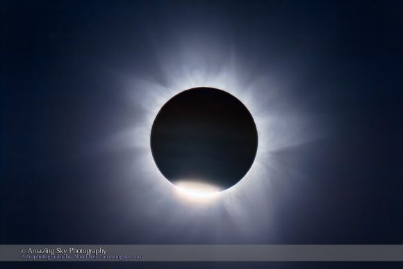Eclipse Diamond Ring
