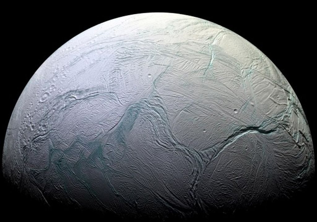 Enceladus likely has ice pumping, but it's expected to be weaker than on Europa because Enceladus' gravity is much weaker. Image Credit: NASA/JPL/Space Science Institute