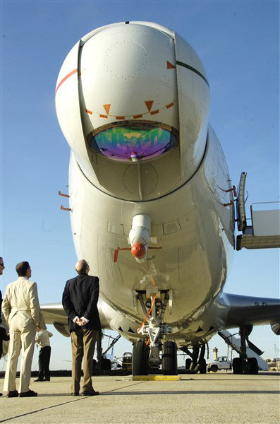 The US Air Force's Airborne Laser anti-missile system inside the turret on the Boeing 747. Image Credit: Air Force photo by Bobby Jones - http://news.com.com/2300-1008_3-6192767-4.html?tag=ne.gall.pg, Public Domain/><figcaption id=