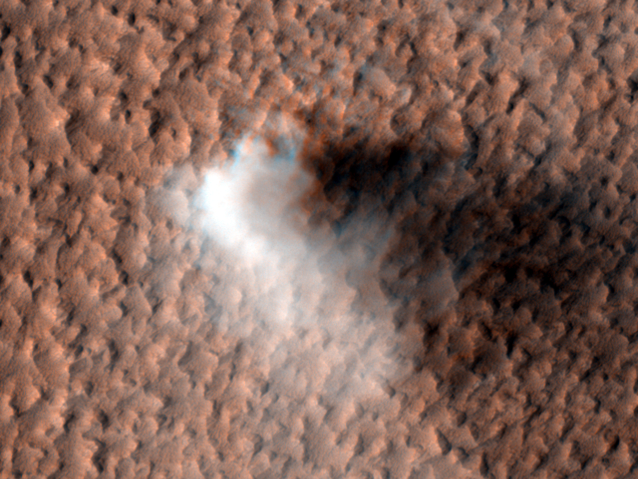 Dust Devil on Mars. Image: NASA/JPL/University of Arizona
