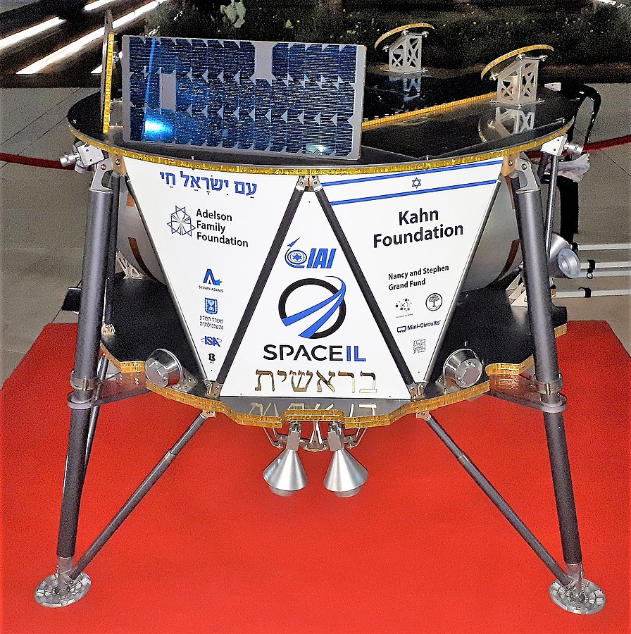 A full scale model of the Beresheet lunar lander. Image Credit: By TaBaZzz - Own work, CC BY-SA 4.0, https://commons.wikimedia.org/w/index.php?curid=76804285