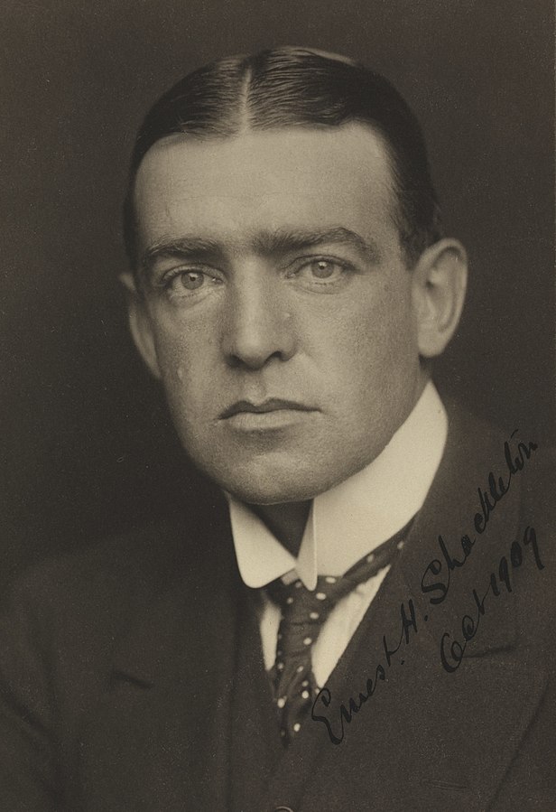 Sir Ernest Shackleton, Antarctic explorer extraordinaire. Pretty intense looking guy. Image Credit: By Creator:G.C. Beresford - National Library of Norway, Public Domain, https://commons.wikimedia.org/w/index.php?curid=34357788