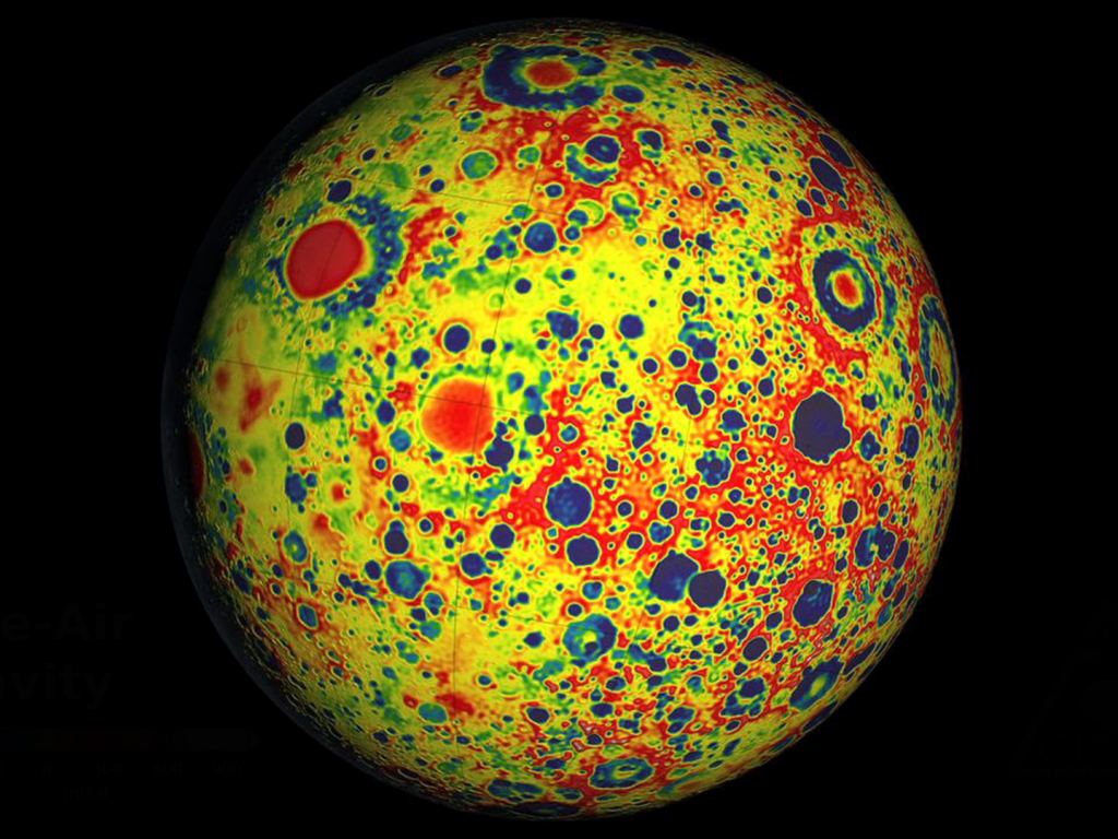 gravitační mapa měsíce vytvořená grálem. Červená představuje masové excesy a modrá představuje masové nedostatky. Obrázek kredit: NASA / JPL-Caltech / MIT / GSFC-gravitační mapa měsíce grálu, Public Domain,'s Gravity Map of the Moon, Public Domain, https://commons.wikimedia.org/w/index.php?curid=23051106